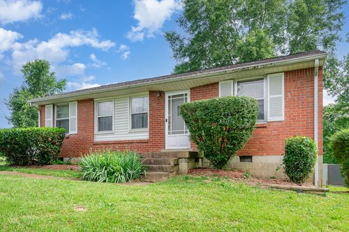 3027 Capps Dr, Nashville, TN, 37207-3205 | Card Image