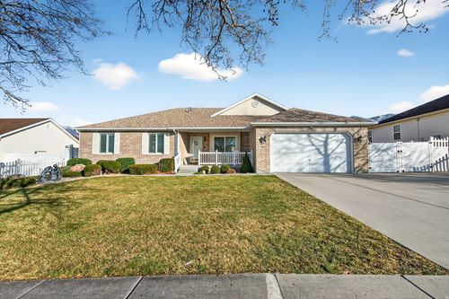 1194 N 690 E, Tooele, UT, 84074-8009 | Card Image