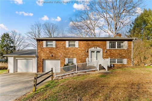 795 Echo Rd, South Charleston, WV, 25303-2708 | Card Image