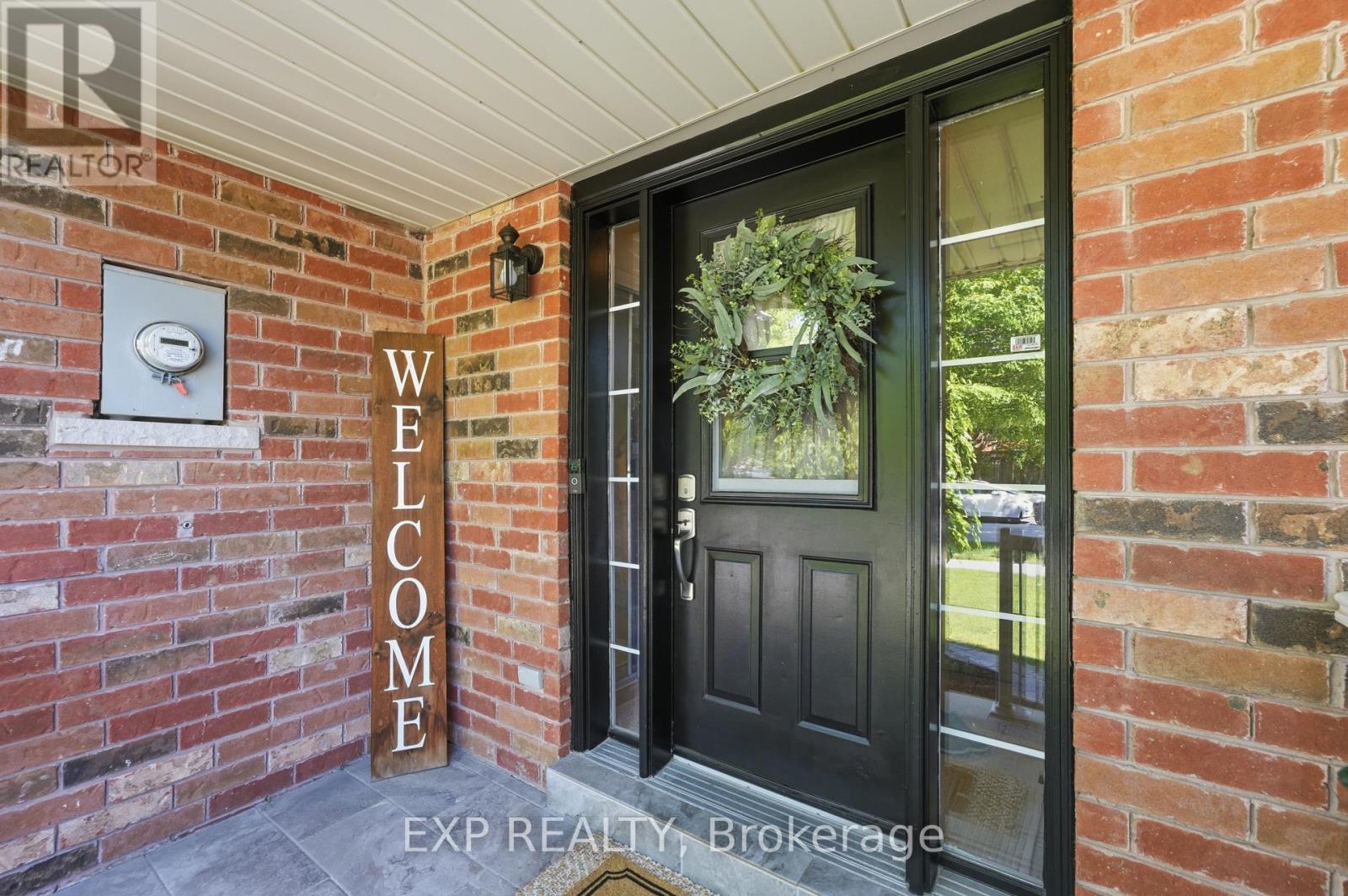 Residential in East Gwillimbury (Mt Albert) 2