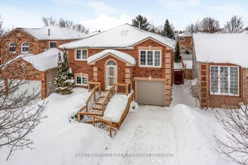 50 Wessenger Dr, Barrie, ON, L4N8R3 | Card Image