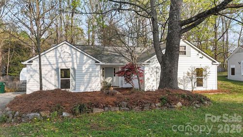 7308 Walterboro Rd, Charlotte, NC, 28227-1233 | Card Image