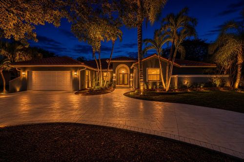 9033 Nw 47th Ct, Coral Springs, FL, 33067-1936 | Card Image