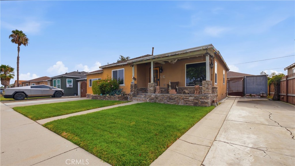Residential in Compton 2
