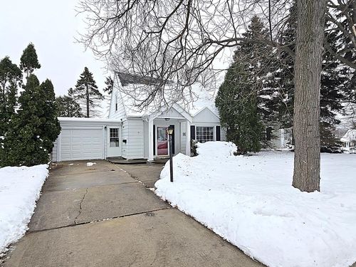 3656 S 46th Place, Greenfield, WI, 53220 | Card Image