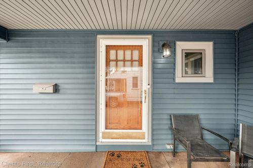 954 N Mill St, Plymouth, MI, 48170-1473 | Card Image