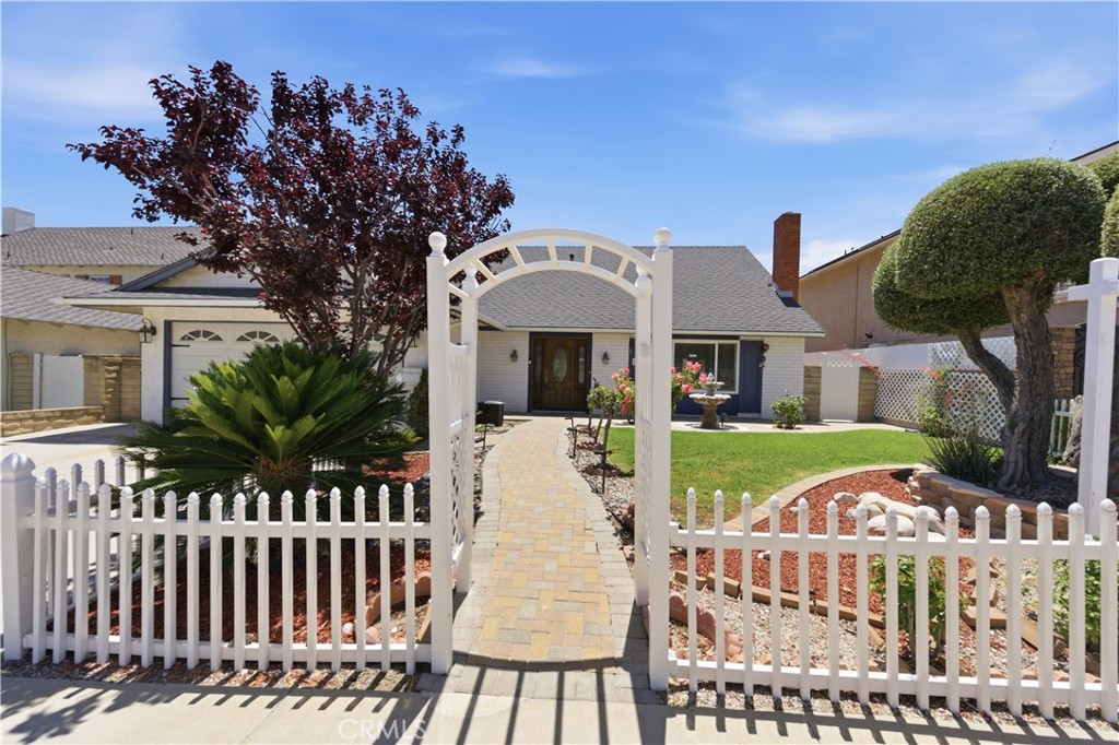 Residential in Canyon Country 4