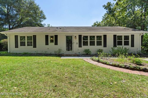 5202 Fitzgerald Dr, Wilmington, NC, 28405-1538 | Card Image