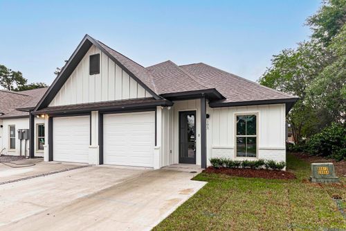 105 Tiger Dr, Saint Gabriel, LA, 70776-4445 | Card Image