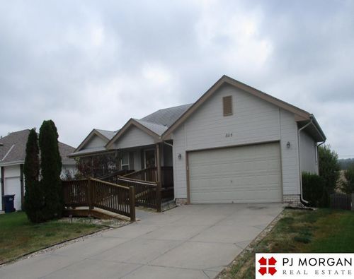 8015 S 66th Ave, La Vista, NE, 68128-4370 | Card Image