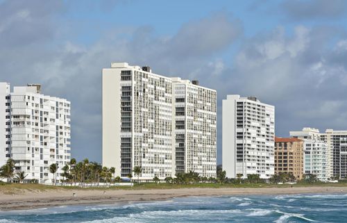 apt-2k-2800 S Ocean Blvd, Boca Raton, FL, 33432-8367 | Card Image