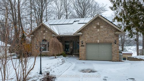 122 Mccullough Lake Dr, Williamsford, ON, N0H2V0 | Card Image