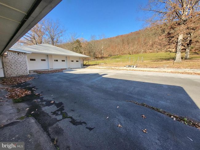 133 Morral Dr, House other with 4 bedrooms, 4 bathrooms and null parking in EVERETT PA | Image 4
