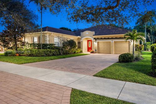 132 Via Castilla, Jupiter, FL, 33458-6919 | Card Image