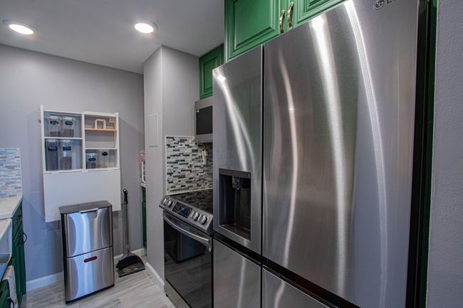 APT-1909 - 1300 E Lafayette St, Home with 1 bedrooms, 1 bathrooms and null parking in Detroit MI | Image 12