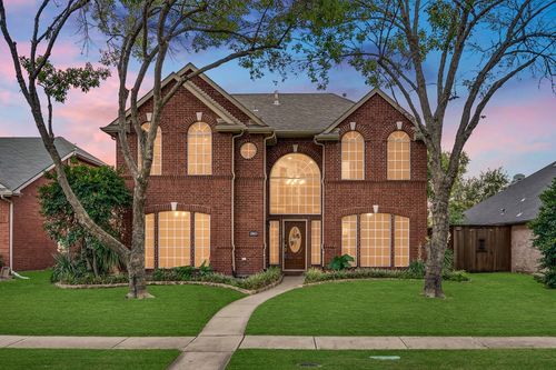 10613 Nashville Dr, Frisco, TX, 75035-7690 | Card Image