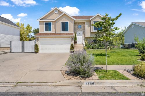 4254 5600, Roy, UT, 84067-8128 | Card Image