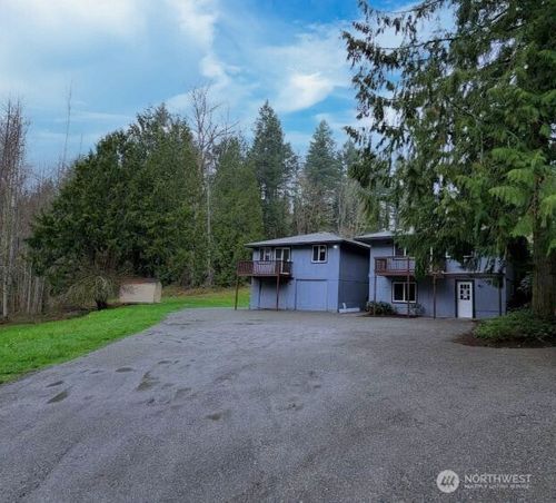 26816 Ames Lake Rd, Redmond, WA, 98053-9033 | Card Image