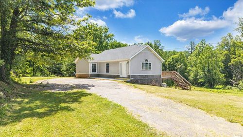 8501 Holly Tree Dr, Boones Mill, VA, 24065 | Card Image