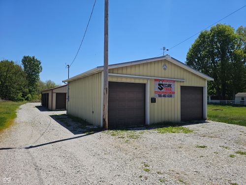 101 S Main St, North Salem, IN, 46165-9530 | Card Image