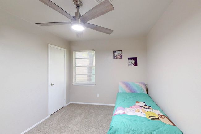 128 Se Gardens Blvd, House other with 3 bedrooms, 2 bathrooms and null parking in Burleson TX | Image 31