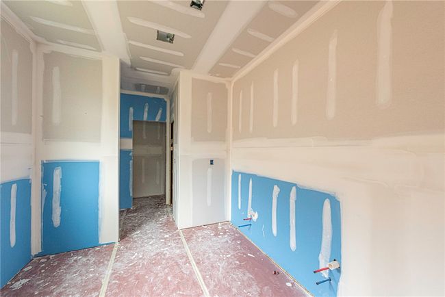 Primary Bathroom | Image 8