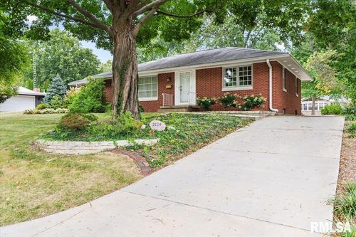 2124 S Noble Ave, Springfield, IL, 62704-4332 | Card Image