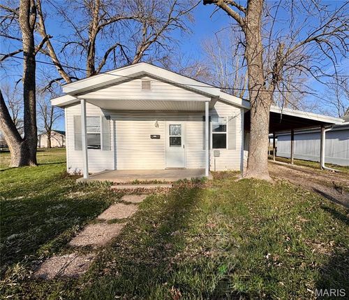 1001 S Central Ave, Vandalia, MO, 63382-2218 | Card Image