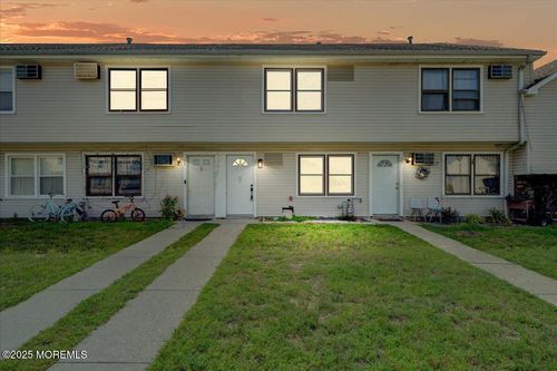 578-82 Sawmill Rd, Brick, NJ, 08724-1382 | Card Image