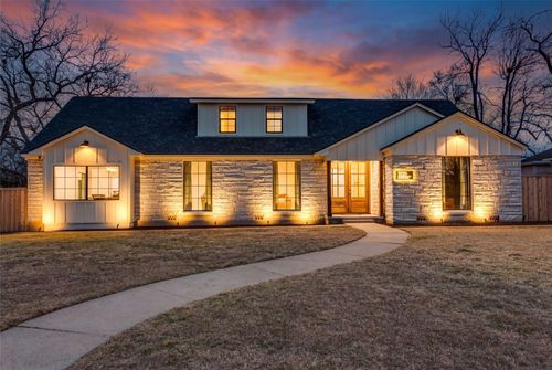 3120 Colcord Ave, Waco, TX, 76707-1812 | Card Image