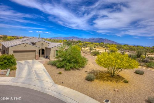 5427 W Windmill Farm Dr, Tucson, AZ, 85742-1211 | Card Image