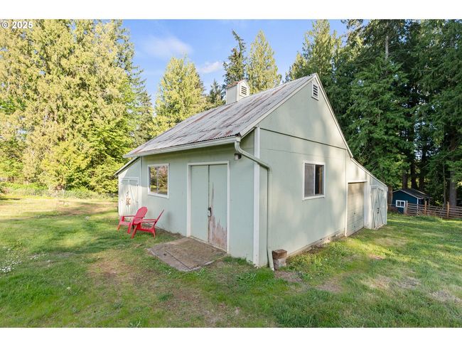 22400 S Evergreen Dr, House other with 5 bedrooms, 3 bathrooms and 2 parking in Beavercreek OR | Image 36