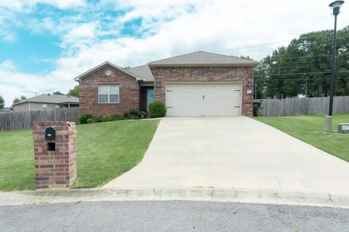 211 Sierra Cv, Austin, AR, 72007-4003 | Card Image