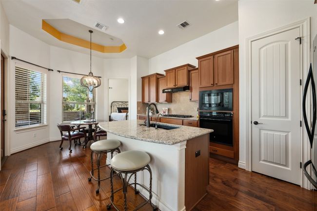 109 Limestone Dr, House other with 2 bedrooms, 3 bathrooms and 6 parking in Georgetown TX | Image 4