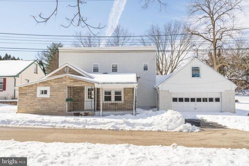 329 Hillcrest Ave, CONSHOHOCKEN, PA, 19428-2211 | Card Image