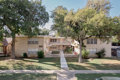 118 Funston Pl, San Antonio, TX, 78209-6564 | Card Image