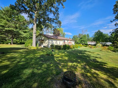 848 Military Tpke, Plattsburgh, NY, 12901 | Card Image