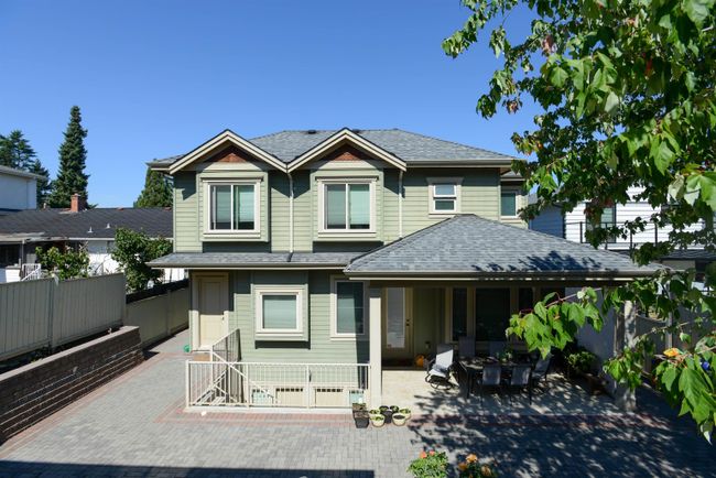 4822 Bond Street, House other with 7 bedrooms, 7 bathrooms and 4 parking in Burnaby BC | Image 32