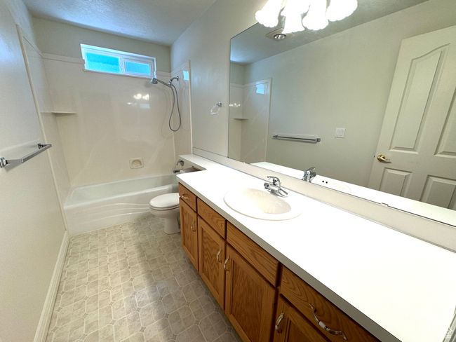 362 S Glen Cir, House other with 7 bedrooms, 4 bathrooms and 3 parking in Fruit Heights UT | Image 27
