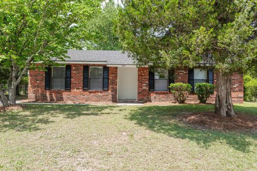 3205 Gerald Dr E, Augusta, GA, 30906-4903 | Card Image