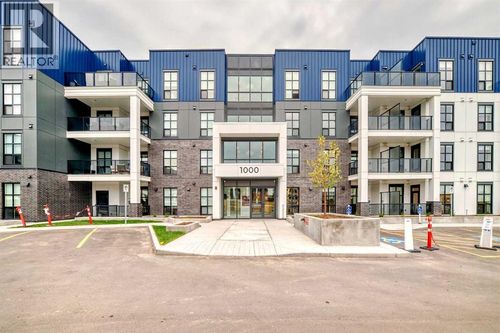 4270 Norford Ave Nw, Calgary, AB, T3B6P8 | Card Image