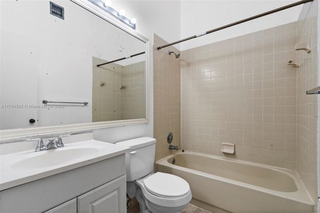 1903 Players Pl, Townhouse with 2 bedrooms, 2 bathrooms and null parking in North Lauderdale FL | Image 25