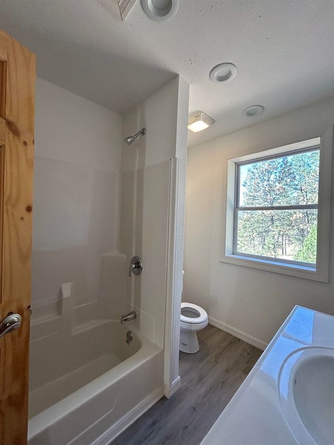 27301 Simunek Court Road, House other with 4 bedrooms, 3 bathrooms and null parking in Hot Springs SD | Image 33