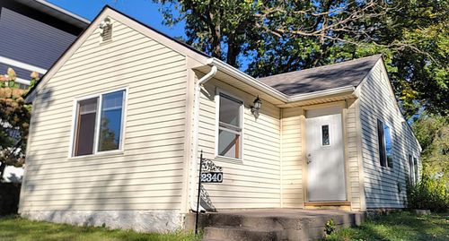 2340 Ives Ln N, Plymouth, MN, 55441-4130 | Card Image