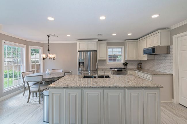 5222 Fairmount Dr, House other with 3 bedrooms, 3 bathrooms and null parking in Grapevine TX | Image 4