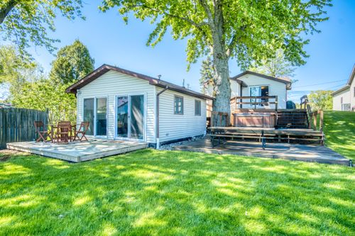 6132 W Houghton Lake Dr, Houghton Lake, MI, 48629-9706 | Card Image