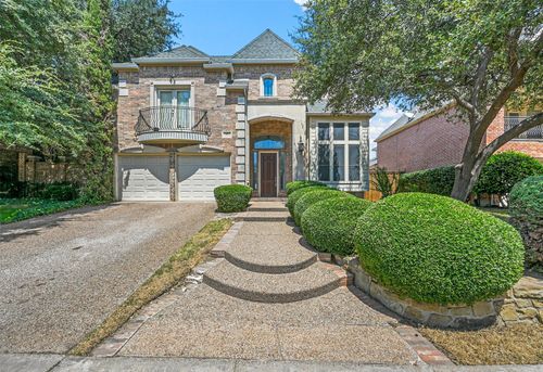 40 Clear Pond Dr, Frisco, TX, 75034-8581 | Card Image