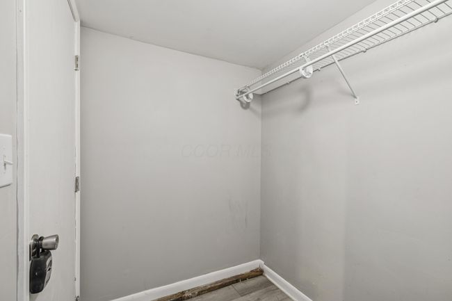 108 S 8 Th St, Home with 0 bedrooms, 0 bathrooms and 6 parking in Hebron OH | Image 25