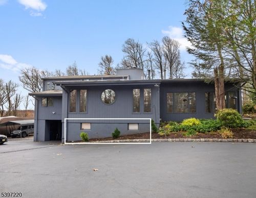 500 Phillip Ln, Watchung, NJ, 07069-5423 | Card Image