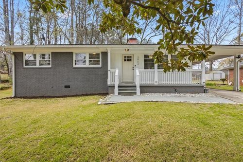 3962 Cornell Blvd Sw, atlanta, GA, 30331-3832 | Card Image